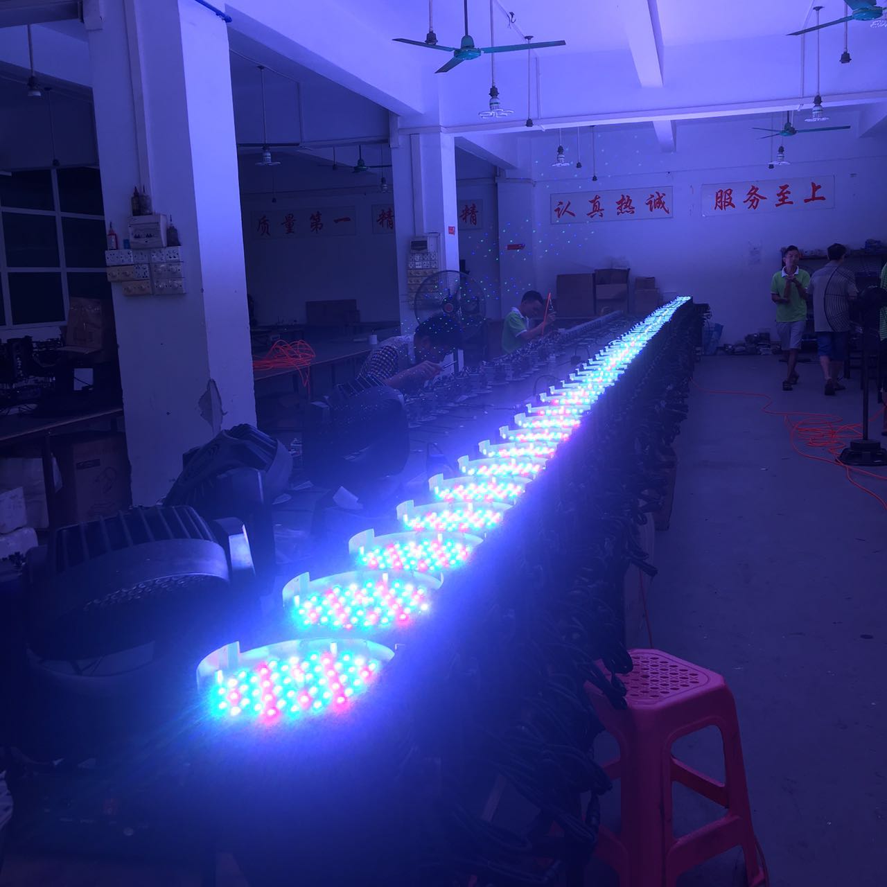 LED帕燈如何維修?效果圖