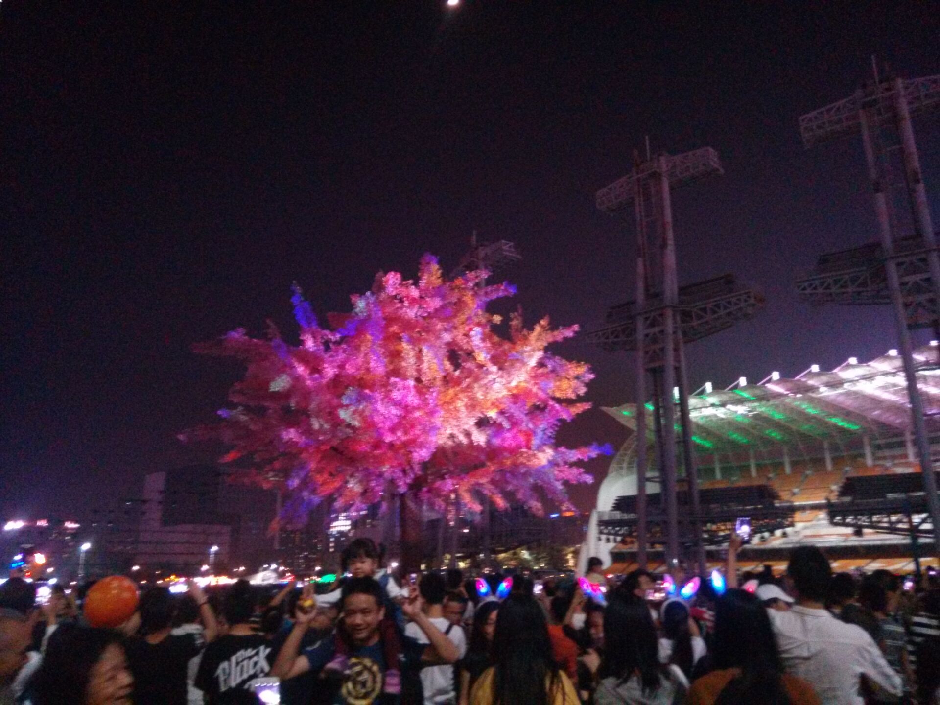 思成燈光見證2017年廣州國際燈光節效果圖