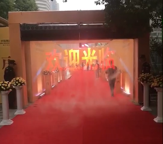 2017年度盤點：熱點大型舞臺燈光設備效果圖